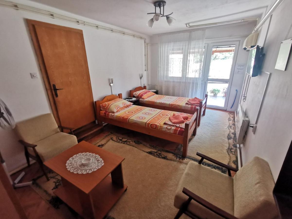 Apartments Domacinstvo Nikolic Valjevo Eksteriør bilde