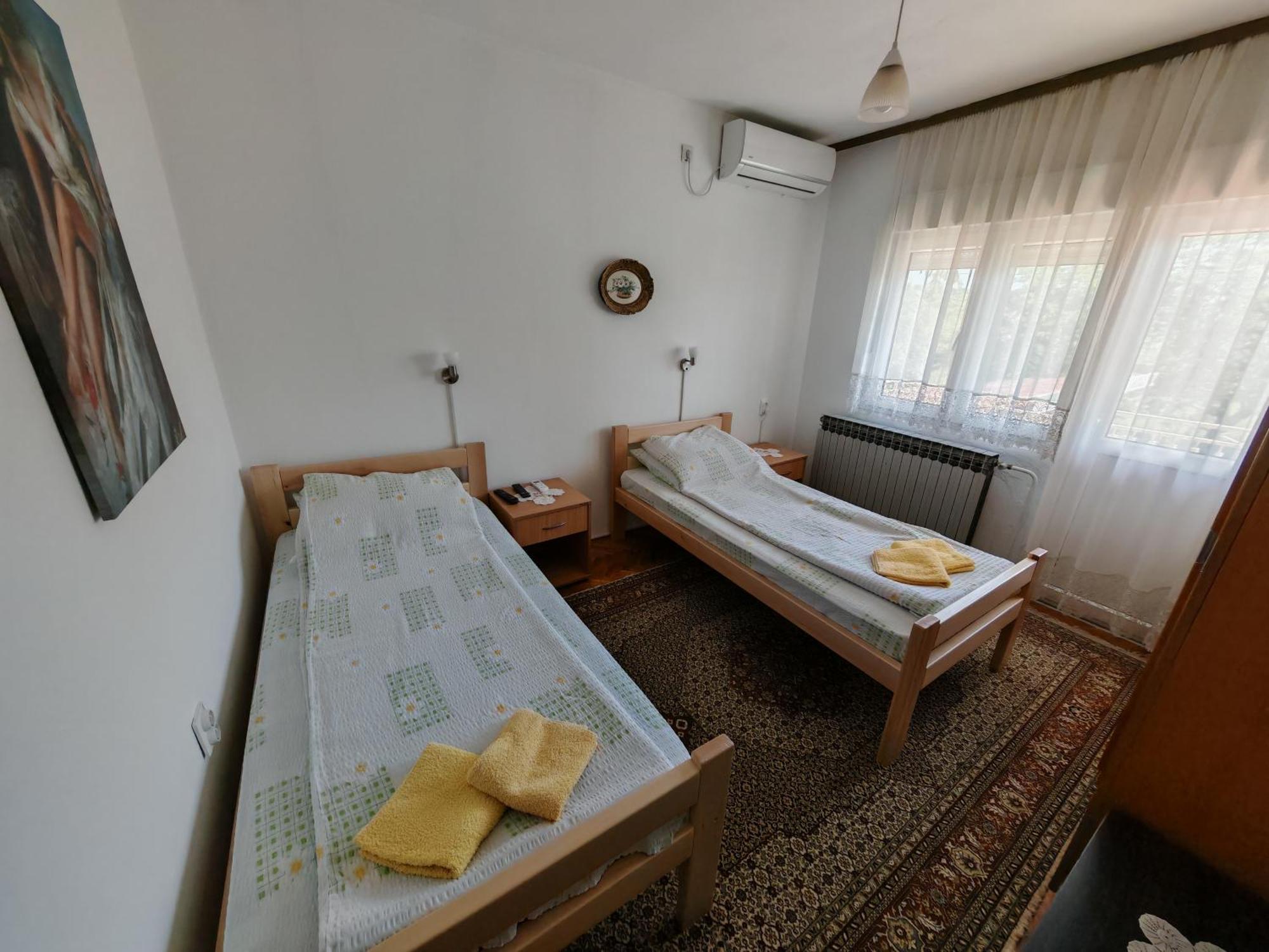 Apartments Domacinstvo Nikolic Valjevo Eksteriør bilde
