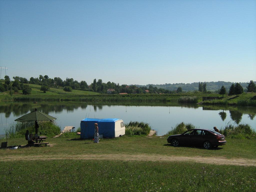 Apartments Domacinstvo Nikolic Valjevo Eksteriør bilde