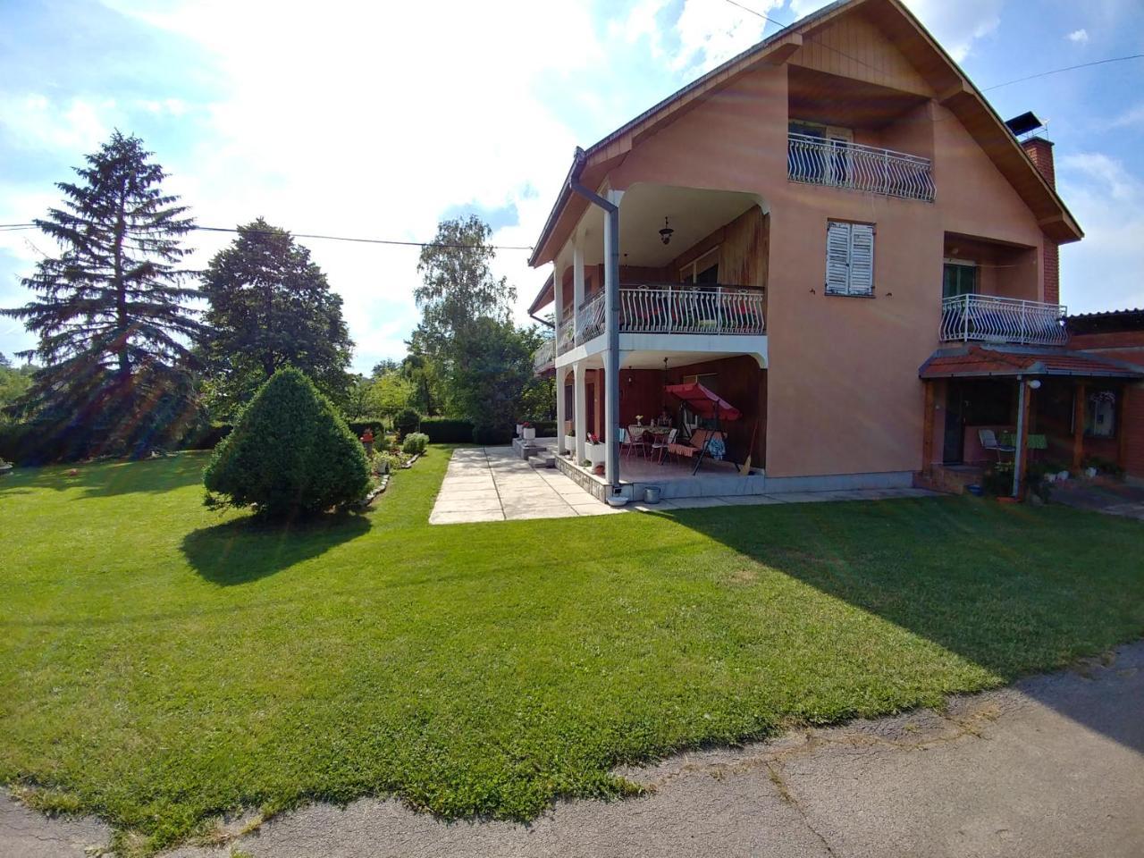 Apartments Domacinstvo Nikolic Valjevo Eksteriør bilde